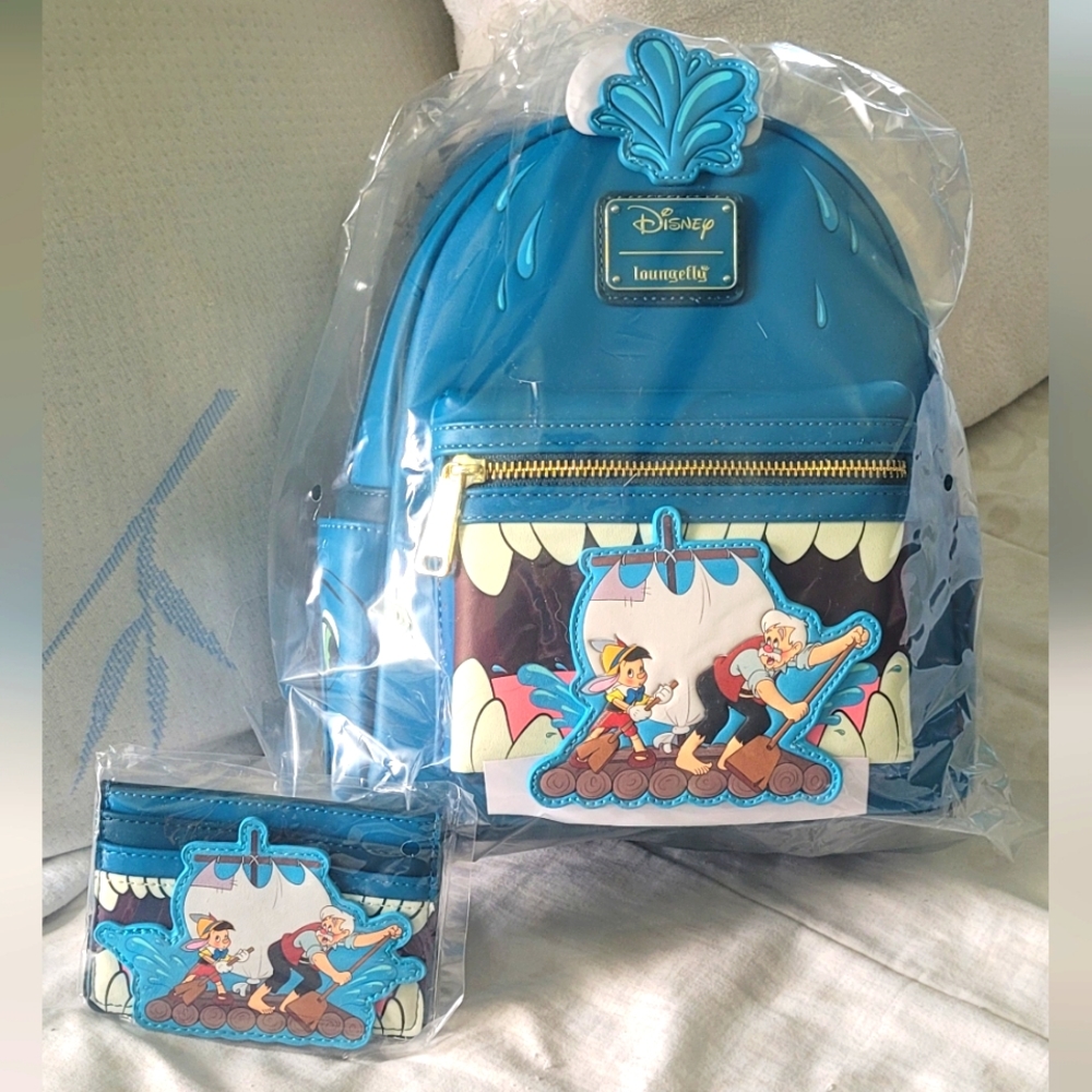 Pinnochio Loungefly mini backpack & cardholder set